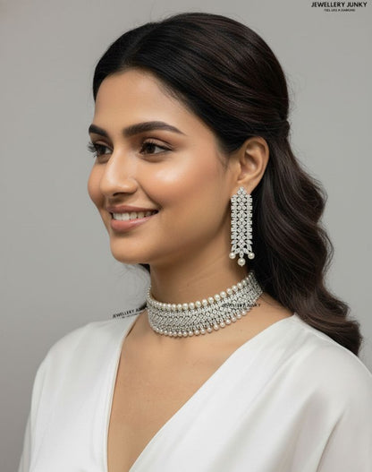 AVANTI DIAMOND NECKLACE