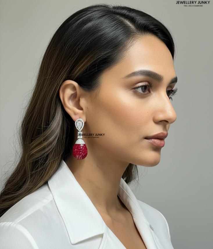 NESSA INVISIBLE DIAMOND EARRING E-1102