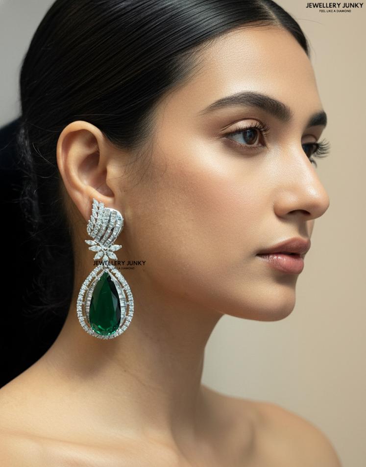 MAU DIAMOND EARRING