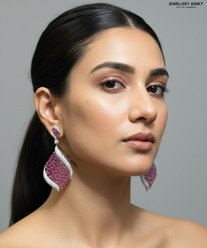 BLAIR DIAMOND EARRING E-1072