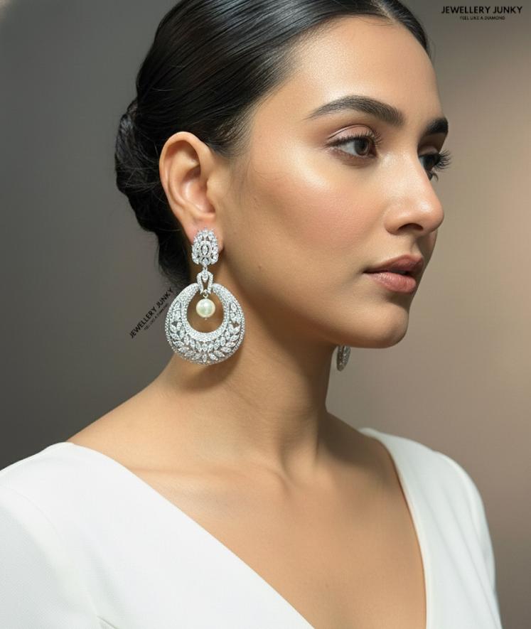 RAINA DIAMOND EARRING E-1046