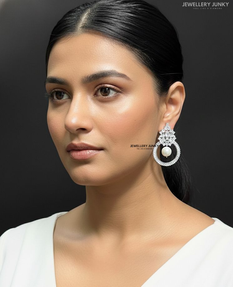 NATASHA DIAMOND EARRING E-1053