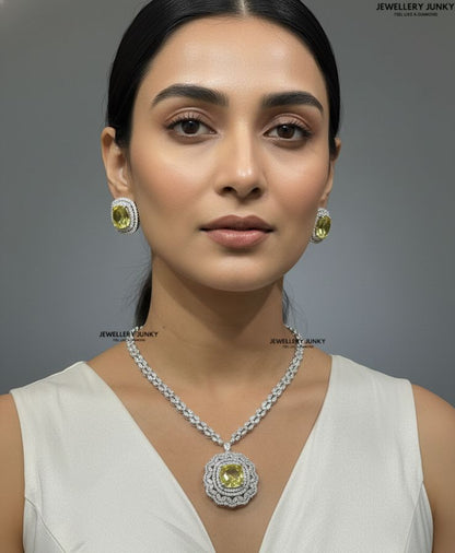 KRISTEN CUSHION DIAMOND NECKLACE