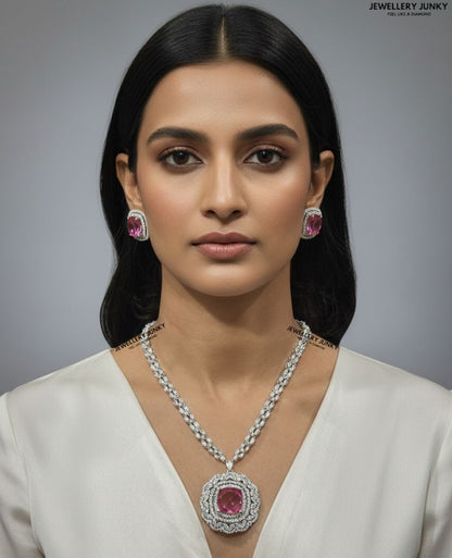 KRISTEN CUSHION DIAMOND NECKLACE