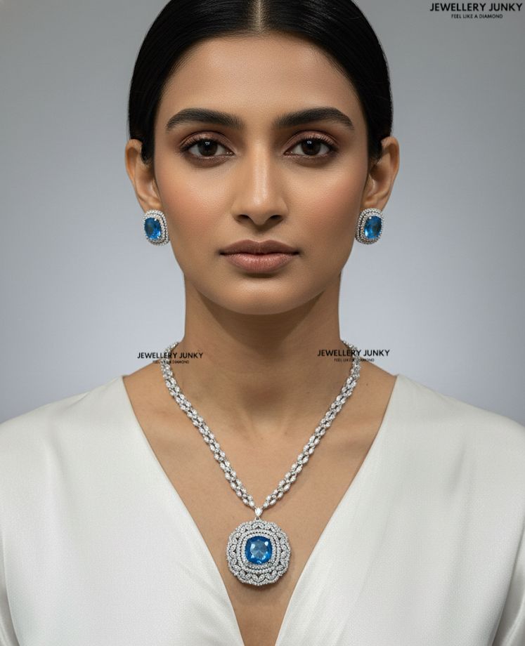 KRISTEN CUSHION DIAMOND NECKLACE