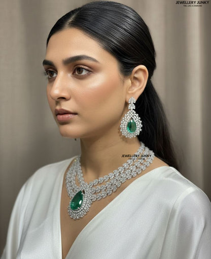 EESHA  DIAMOND NECKLACE