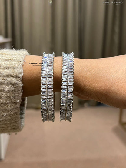 SEJAL DIAMOND BANGLE