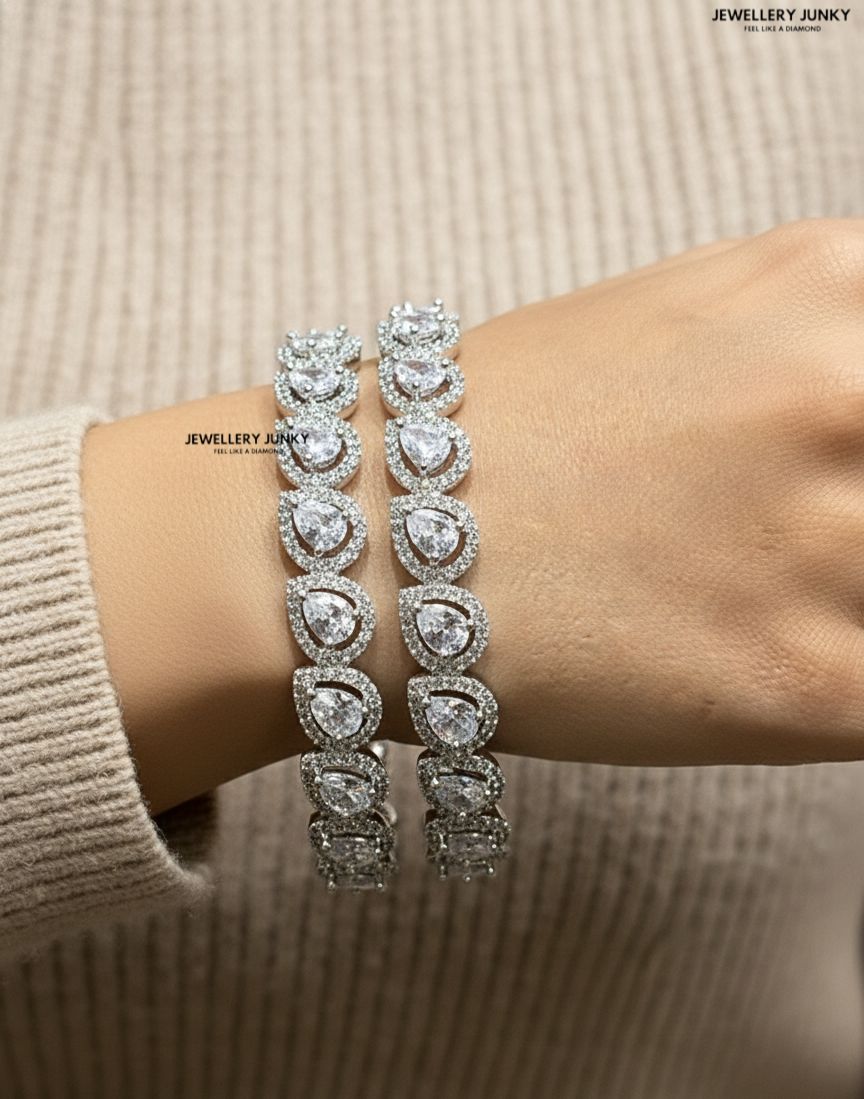 AAVYA DIAMOND BANGLES