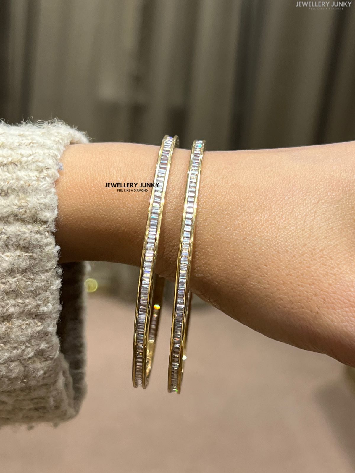 TAMIA BAGUETTE DIAMOND BANGLE