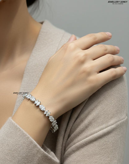 WRITE DIAMOND BANGLES