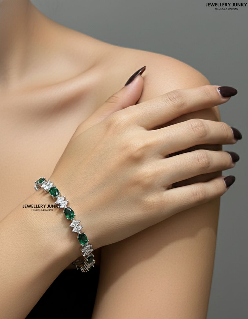 WRITE DIAMOND BANGLES