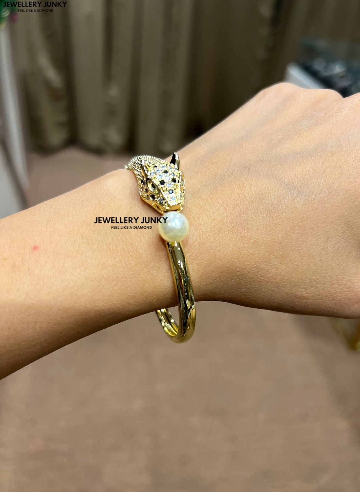 LINDA DIAMOND BRACELET