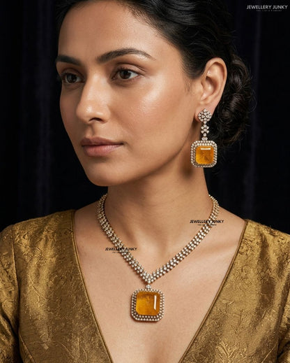 AGNIV DIAMOND NECKLACE