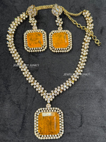 AGNIV DIAMOND NECKLACE