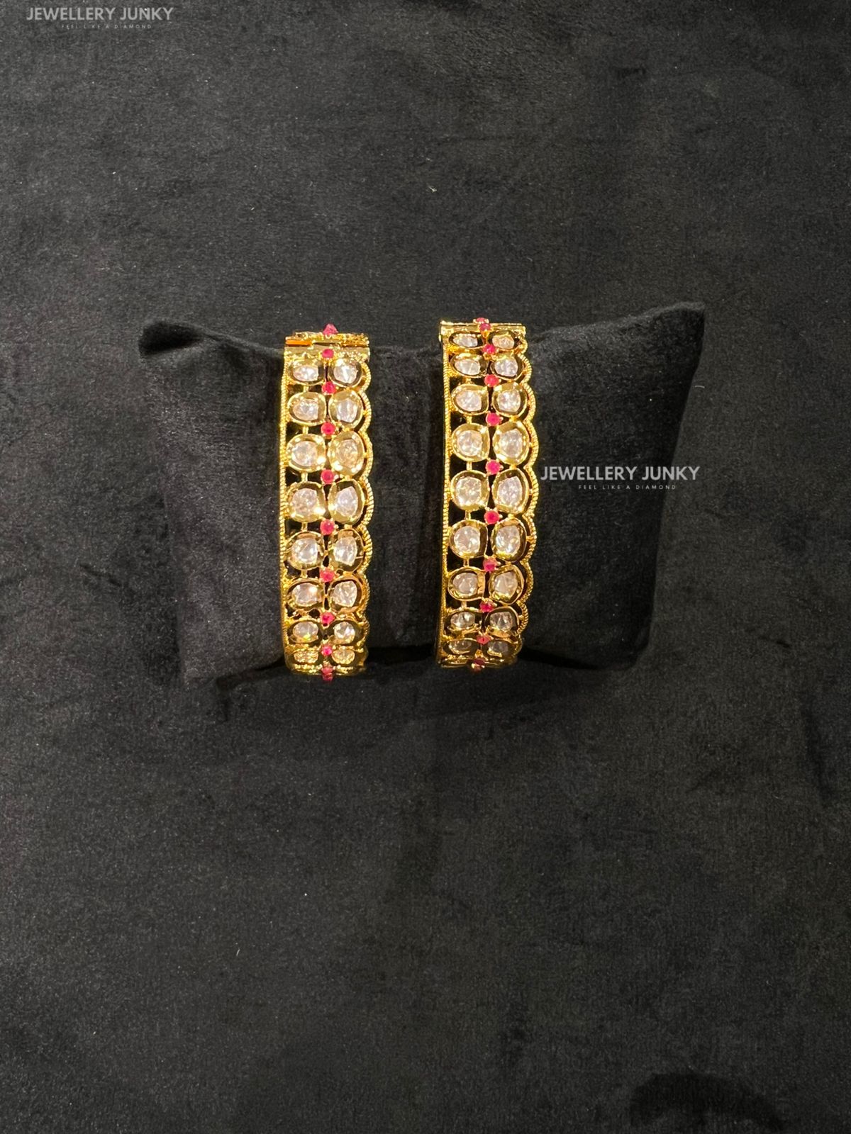 RIDDHI KUNDAN BANGLES
