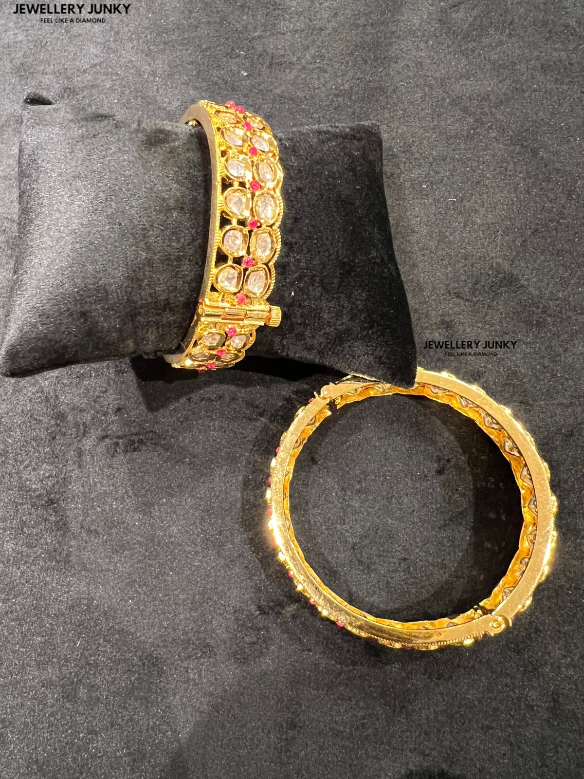 RIDDHI KUNDAN BANGLES