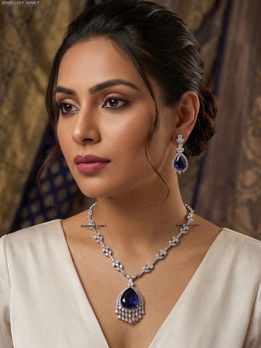 HELEN DIAMOND NECKLACE