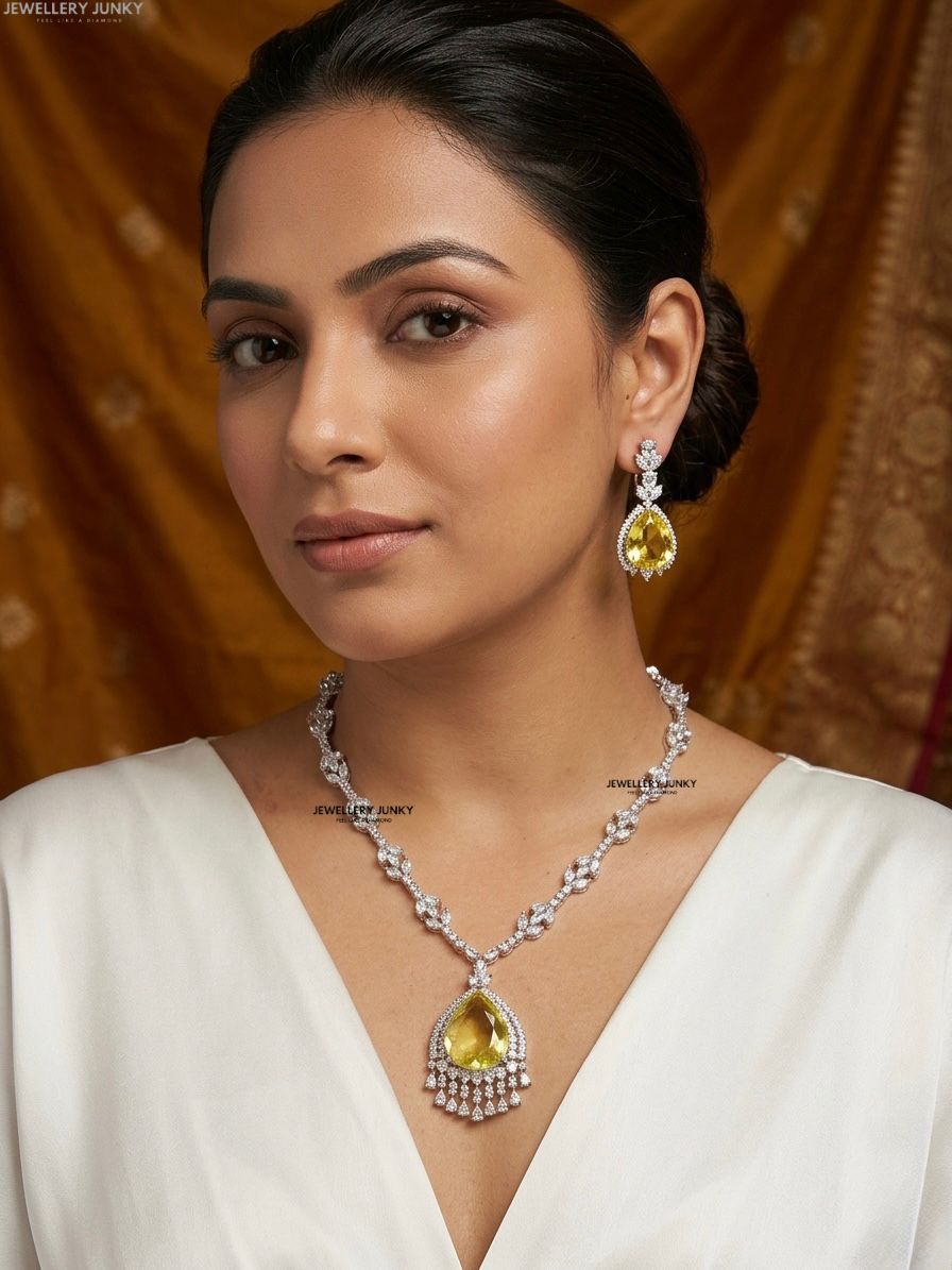 HELEN DIAMOND NECKLACE