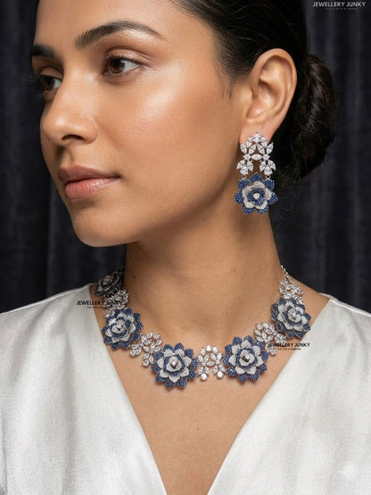 MADELINE DIAMOND NECKLACE