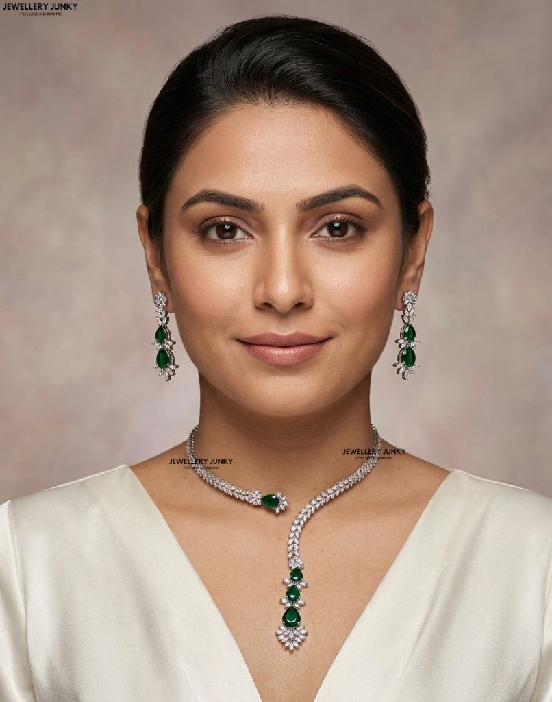 KARA DIAMOND NECKLACE