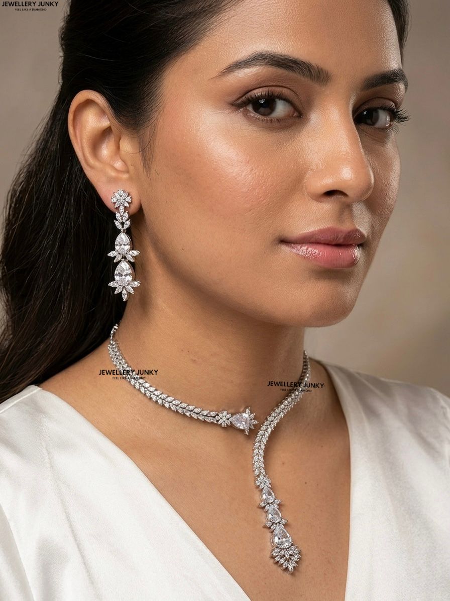 KARA DIAMOND NECKLACE