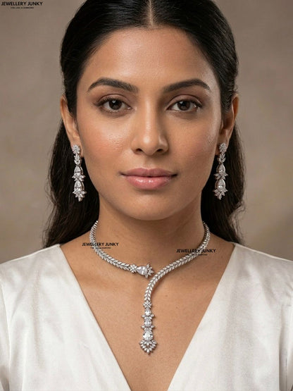 KARA DIAMOND NECKLACE