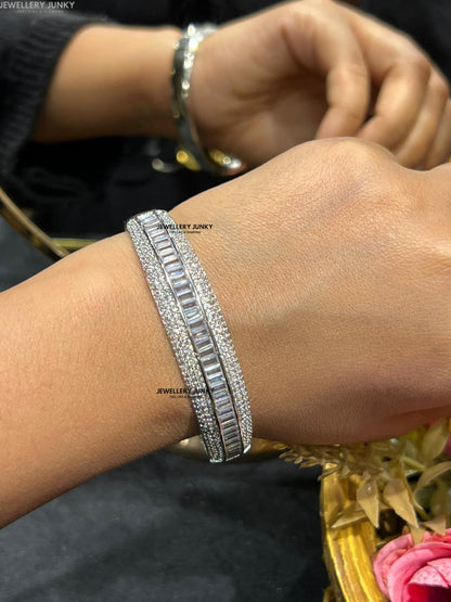 LASHLEY  DIAMOND BRACELET
