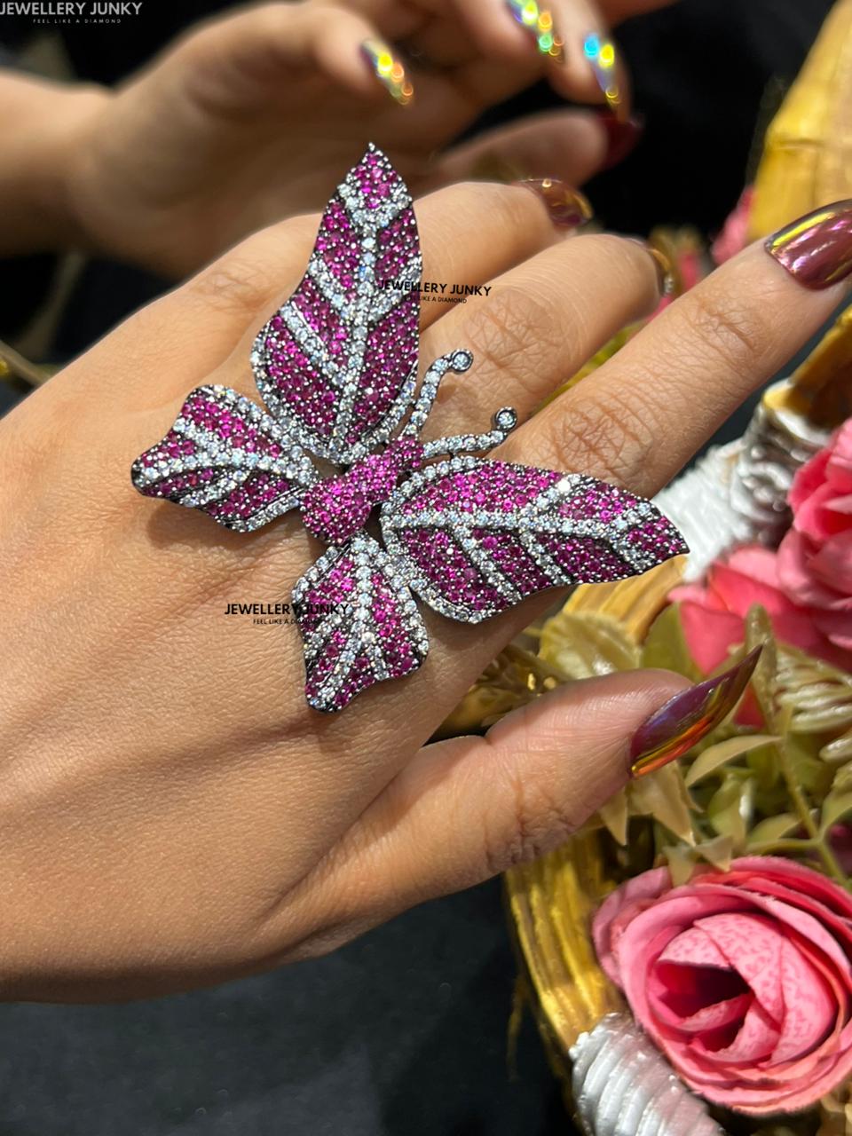 BUTTERFLY DIAMOND RING