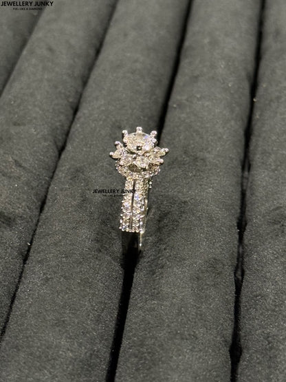 JANVIKA DIAMOND RING