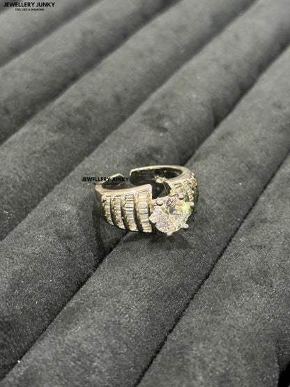 TANNI DIAMOND RING