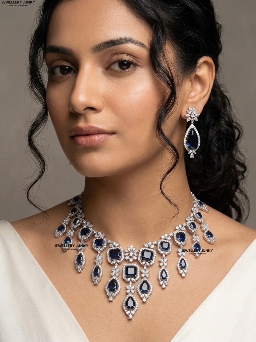 ALEAH DIAMOND NECKLACE