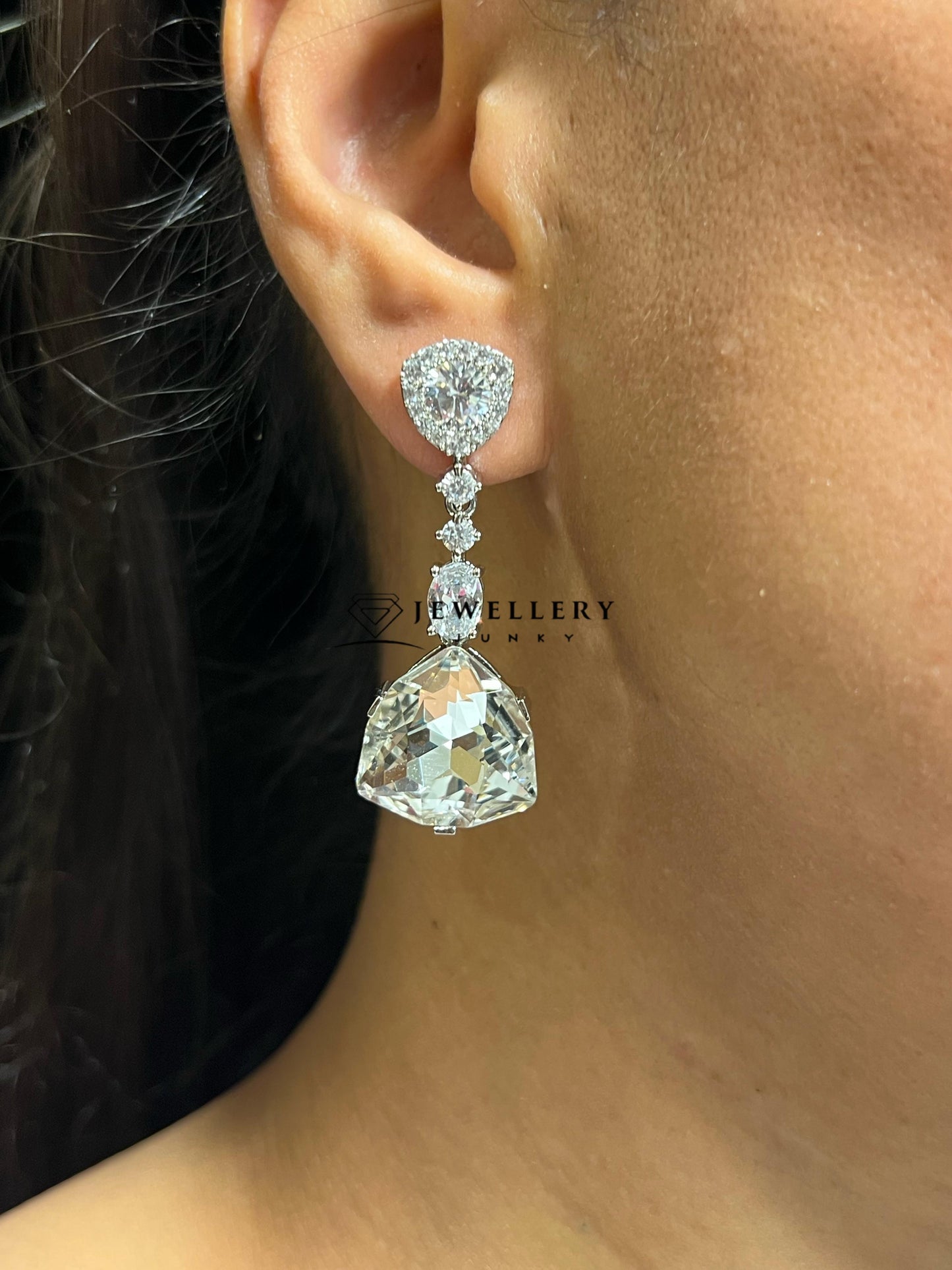INTISAR DIAMOND NECKLACE N-1540