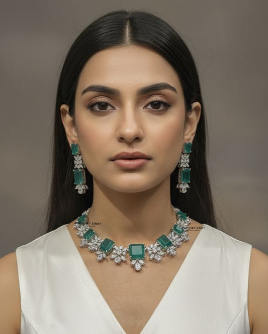 ZHURI DIAMOND NECKLACE