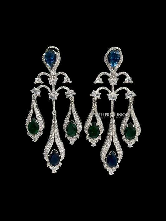 AURELIA DIAMOND EARRINGS