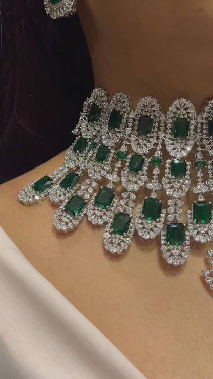 KIARA EMERALD BRIDAL CHOKER